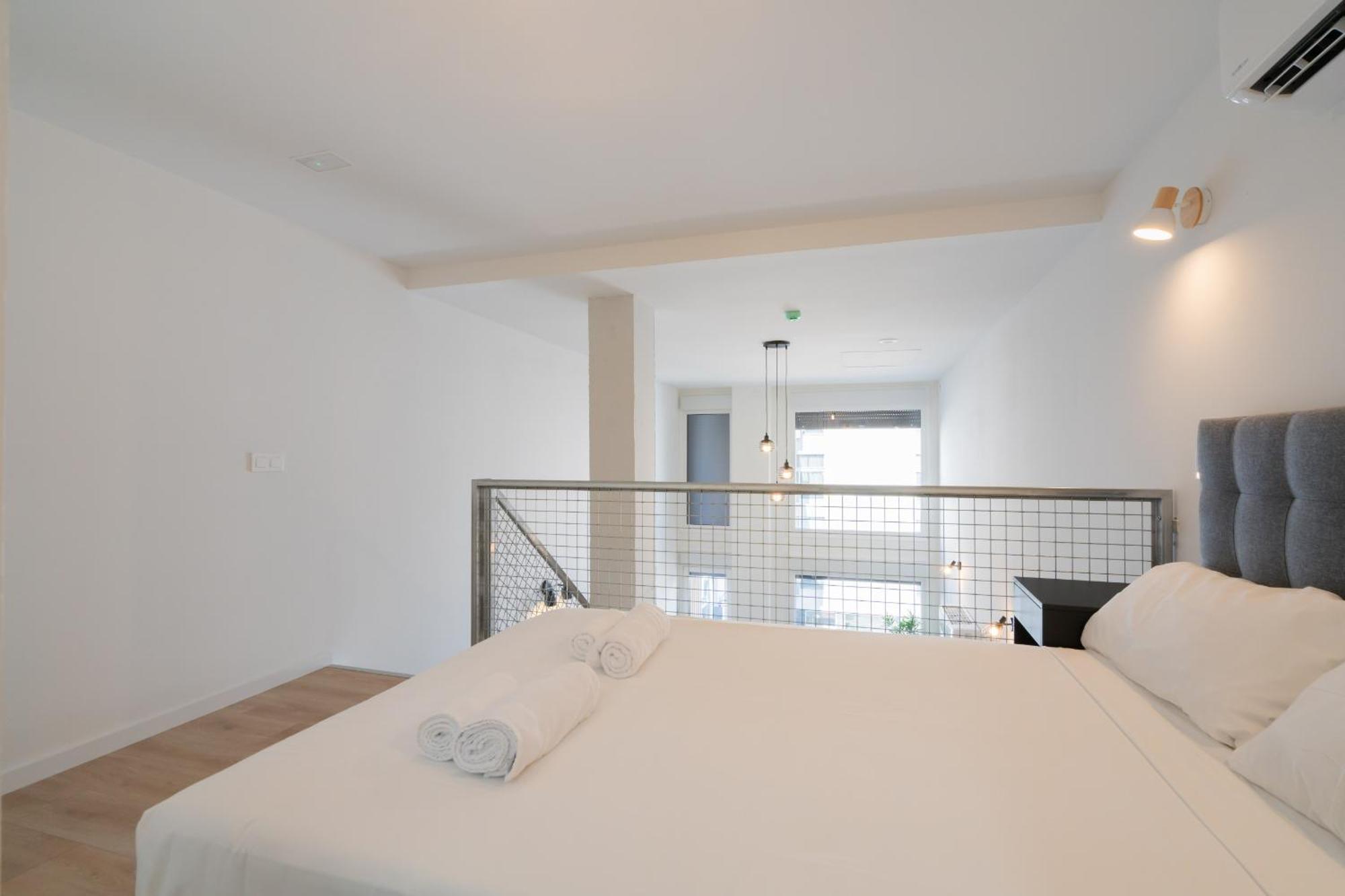 Апартаменты Loft Reformado Industrial Con Garaje Alquiler Temporal Мадрид Экстерьер фото