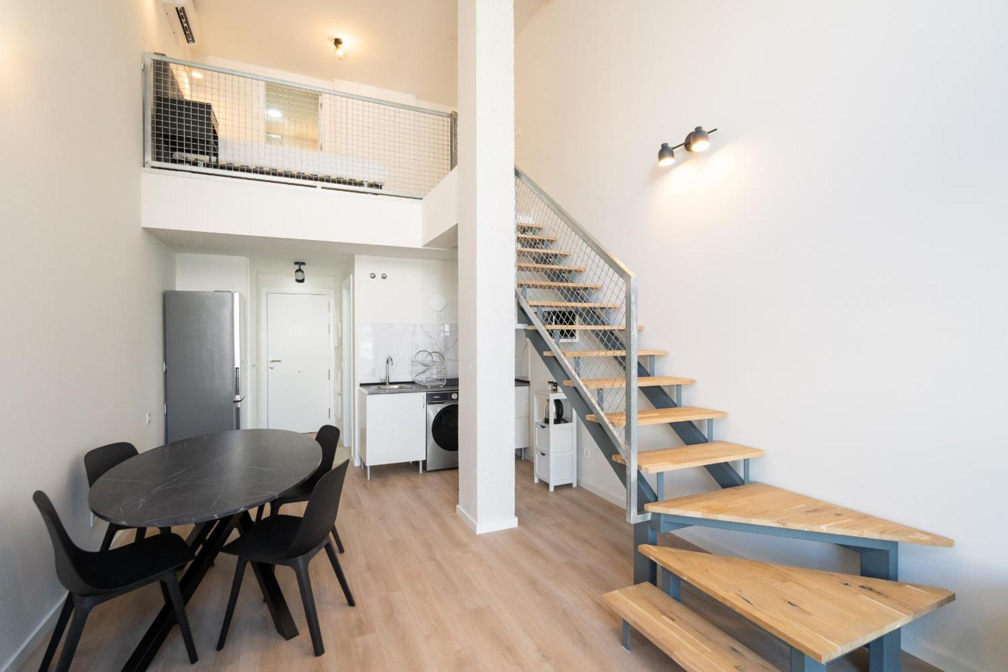 Апартаменты Loft Reformado Industrial Con Garaje Alquiler Temporal Мадрид Экстерьер фото