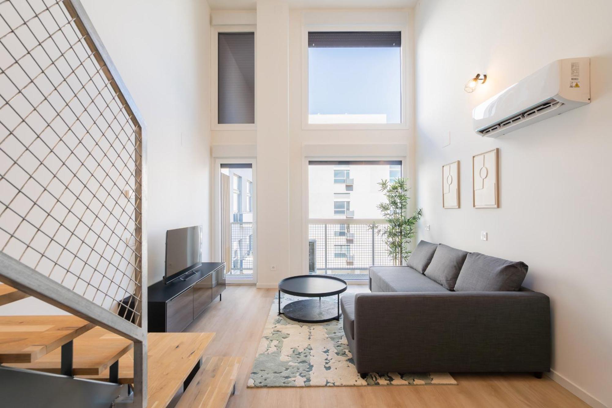 Апартаменты Loft Reformado Industrial Con Garaje Alquiler Temporal Мадрид Экстерьер фото